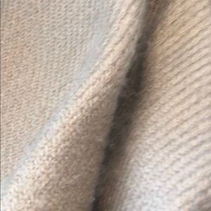 Meet your Posher, Isa